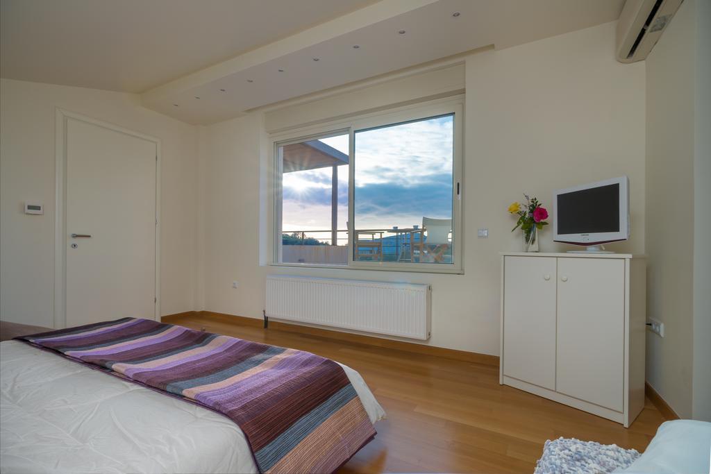 Legrena Beach Villa 苏尼翁 外观 照片