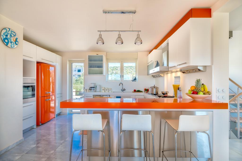 Legrena Beach Villa 苏尼翁 外观 照片