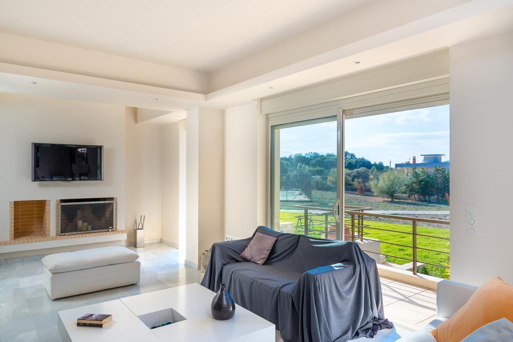 Legrena Beach Villa 苏尼翁 外观 照片