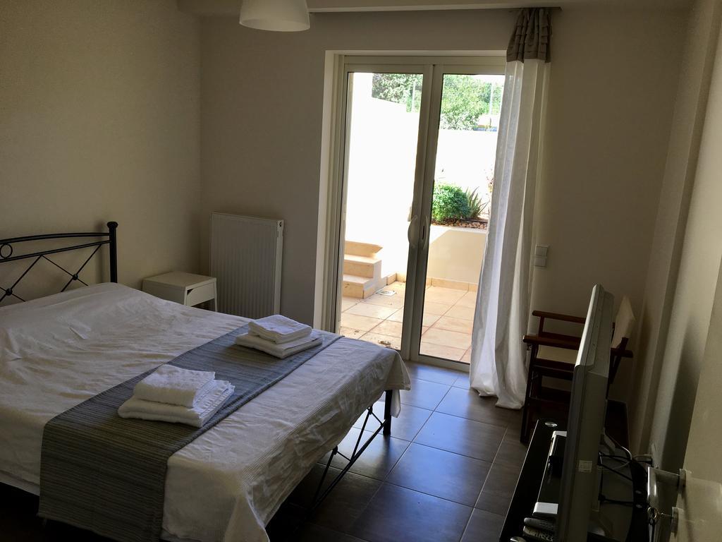 Legrena Beach Villa 苏尼翁 外观 照片